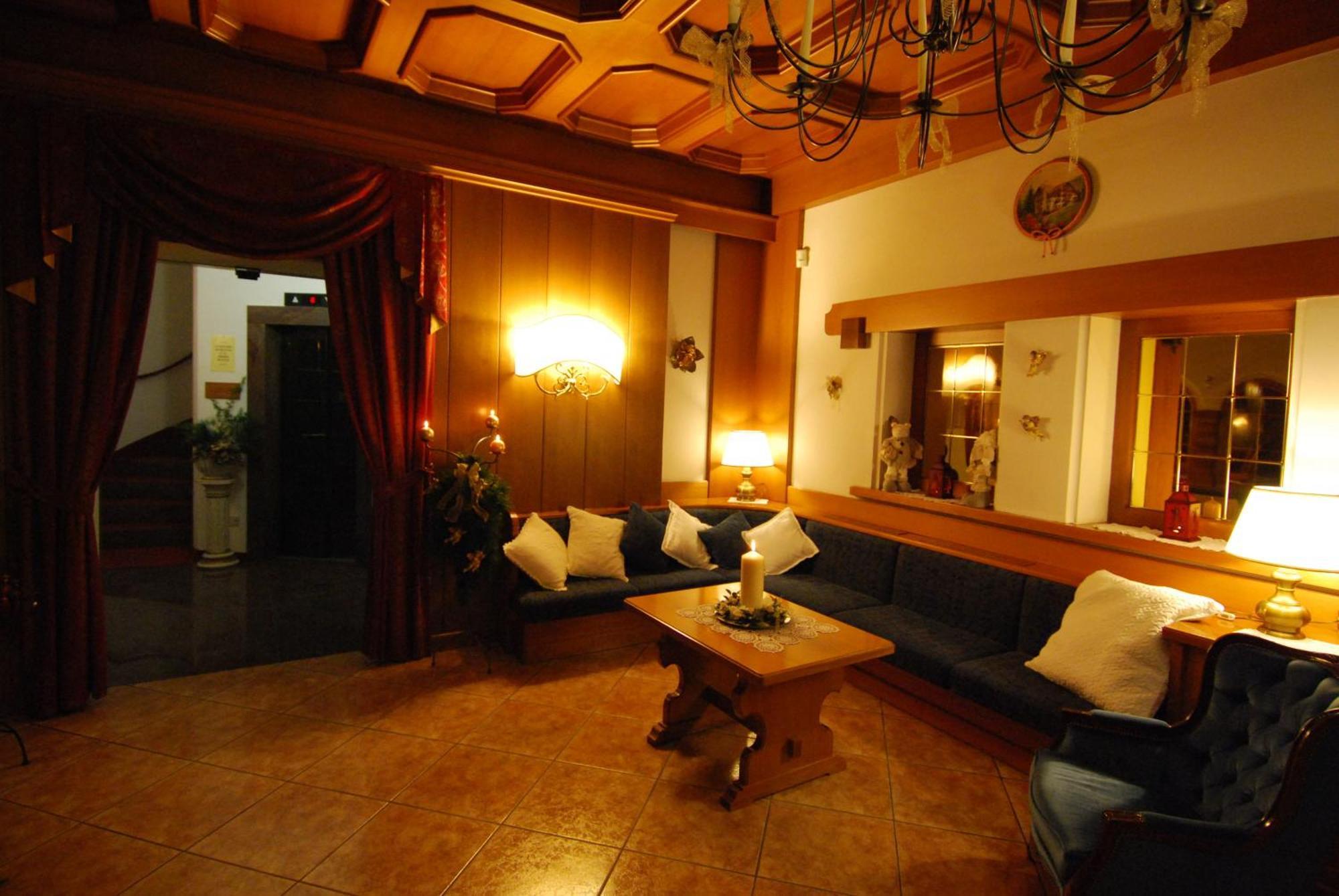 Hotel Belvedere Srl Fai della Paganella Eksteriør billede