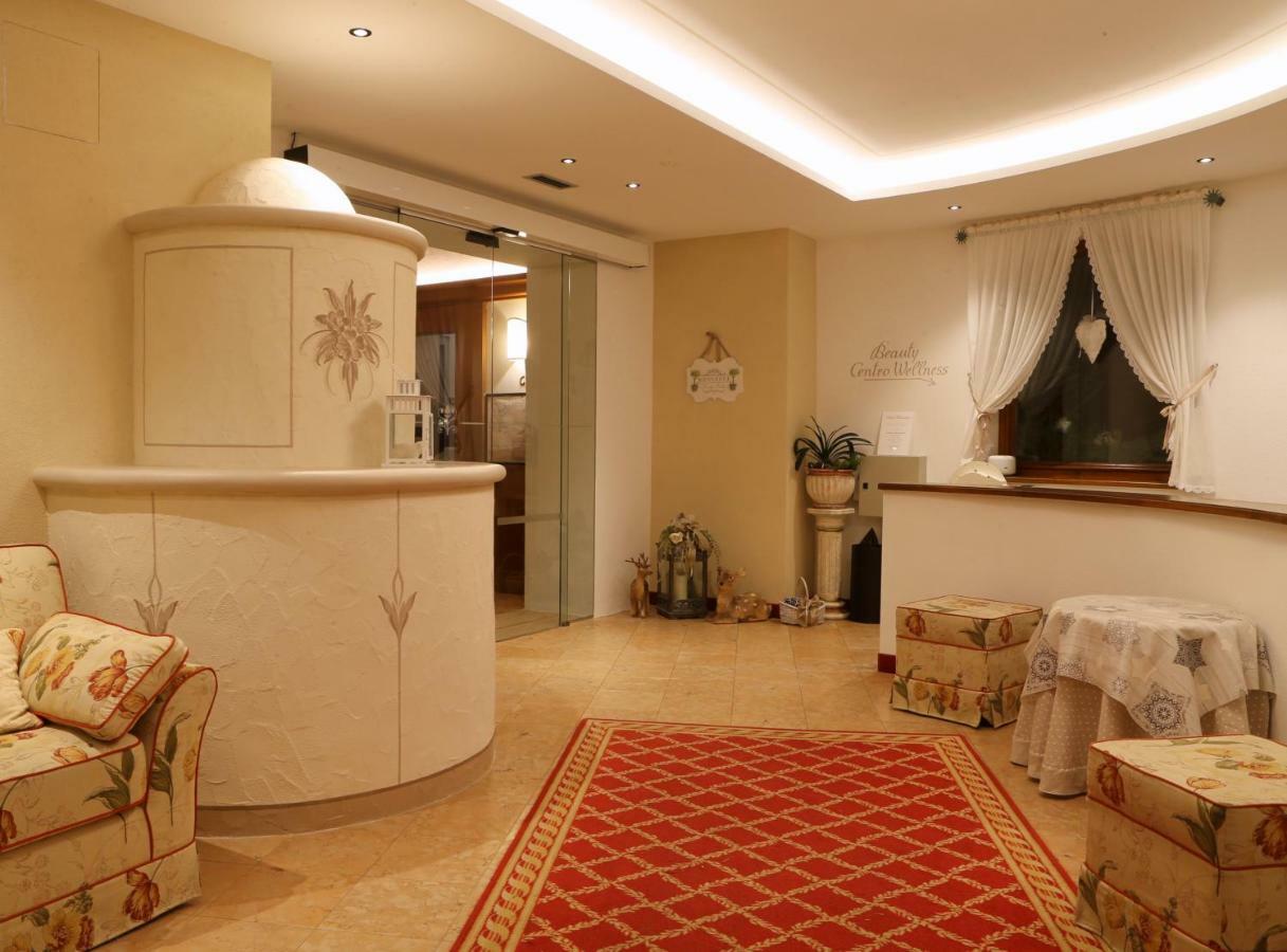 Hotel Belvedere Srl Fai della Paganella Eksteriør billede